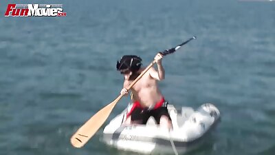 Використовуючи повію жорстко порно фільмі і змушуючи її просити більше